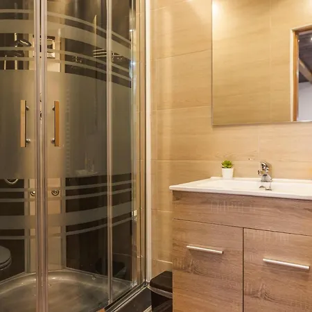 La Casa De Dos Rubios *