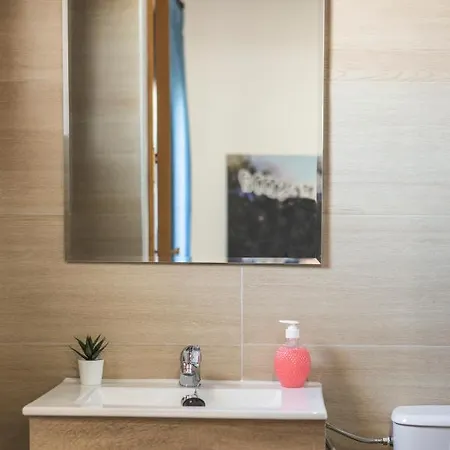 La Casa De Dos Rubios * Nava de la Asuncion