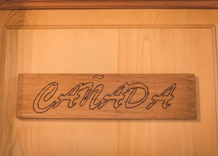 La Casa De Dos Rubios